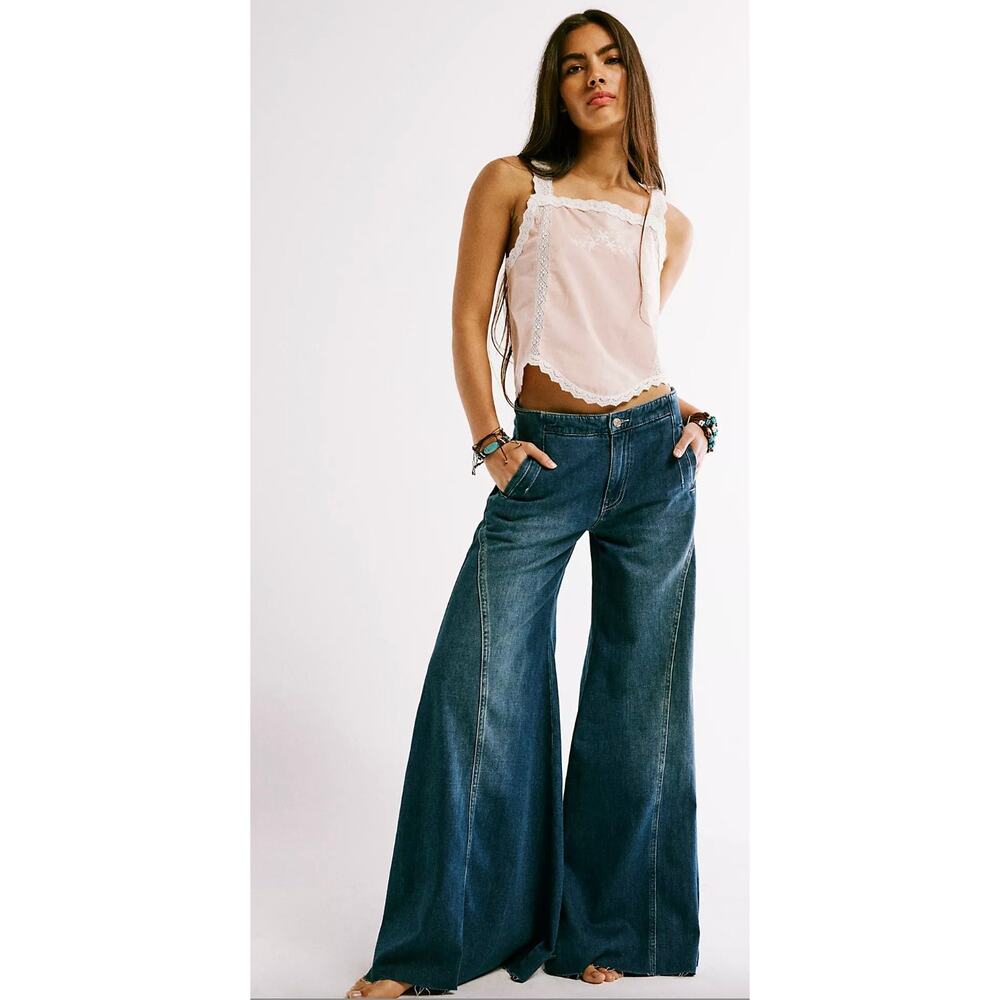 NEW Free People We The Free Chase The Sun Extreme Wide-Leg Jeans SZ 26